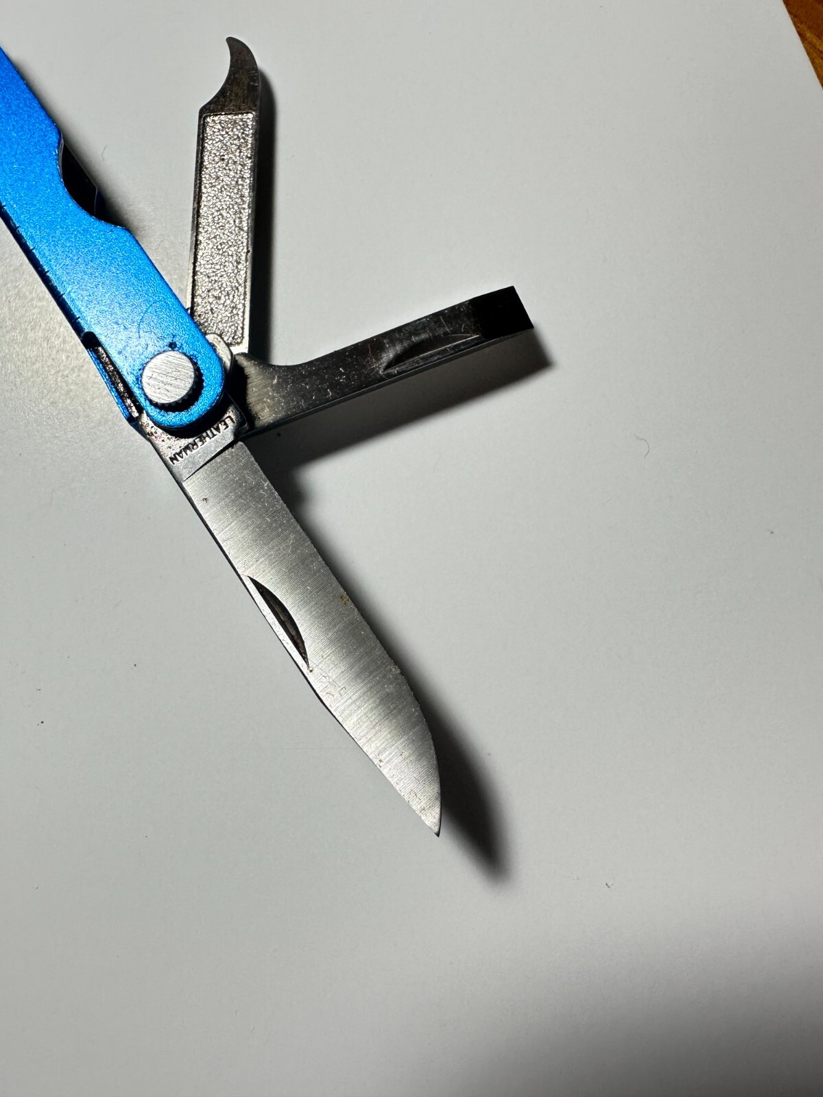 Leatherman MICRA Blue SEATTLE SEAHAWKS 2006 Super Bowl Potelco Multi Tool Knife