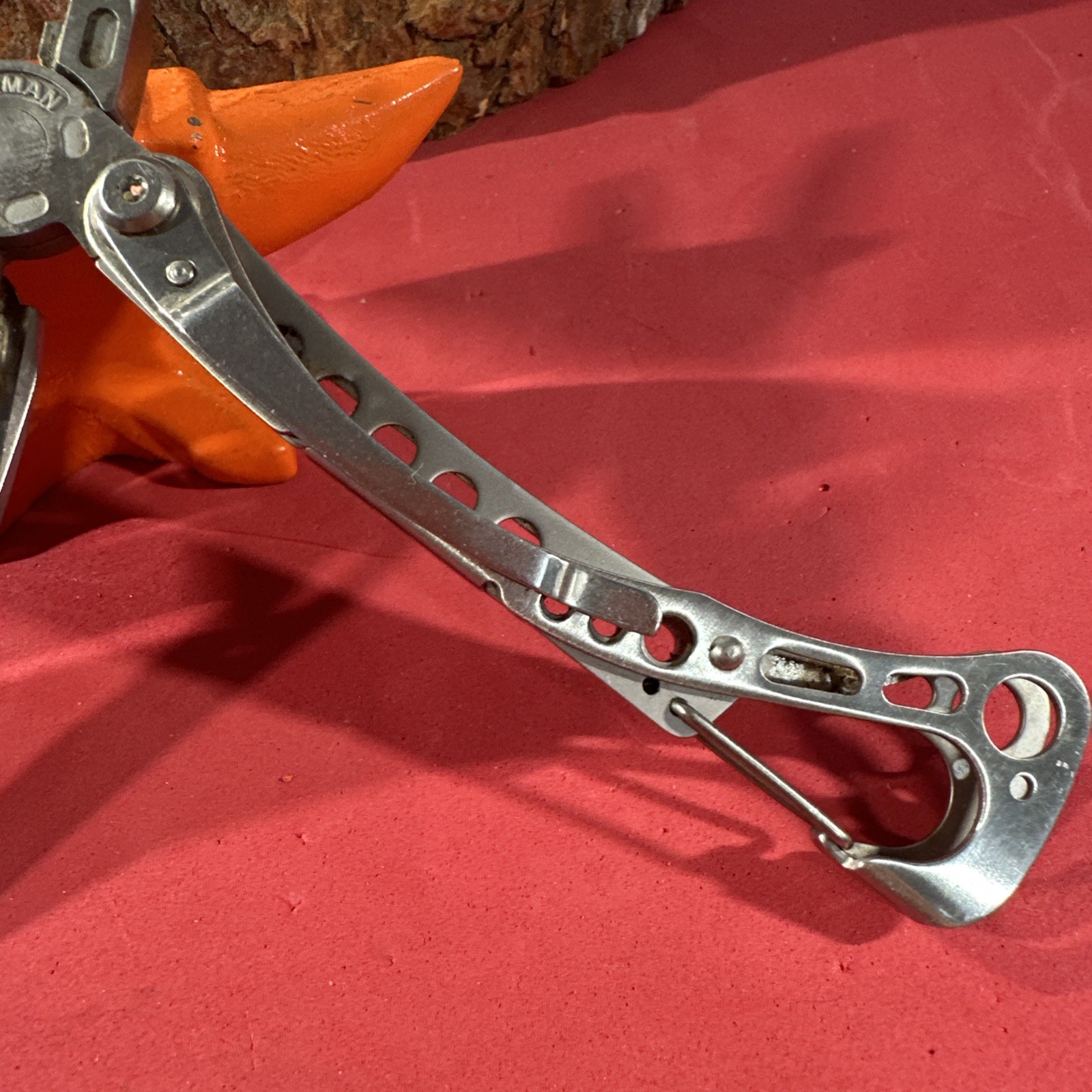 Leatherman Skeletool Silver Multi-Tool Pliers Knife Knife Screw Driver NICE CO