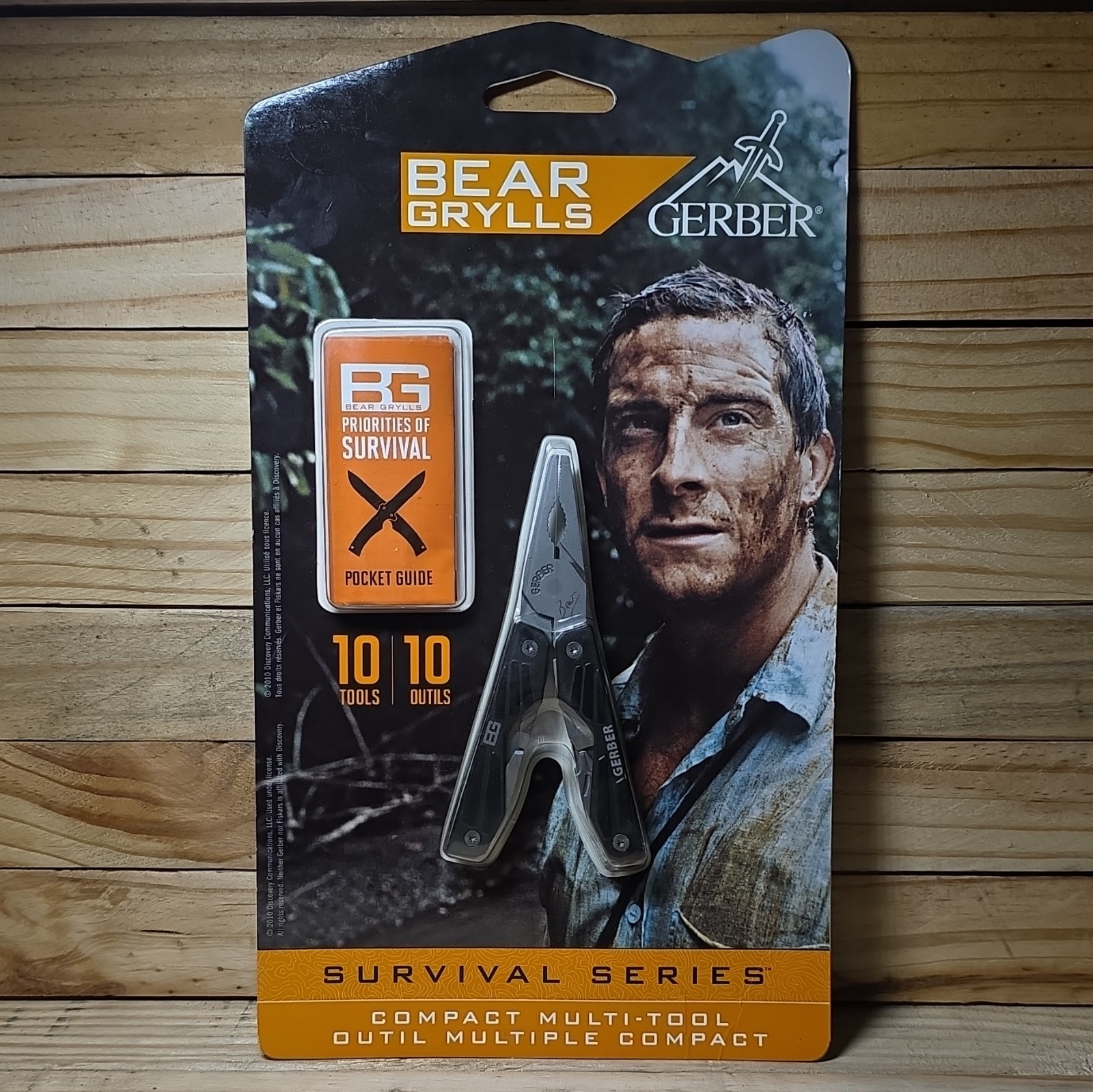 Gerber Bear Grylls Compact Multi-Tool 10 Tools Stainless, Serrated.