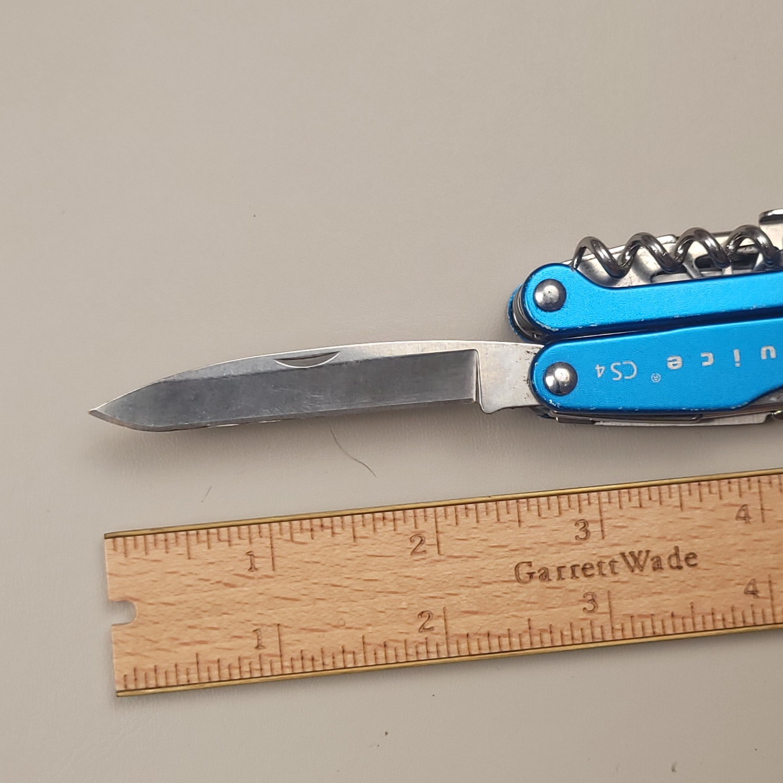 Leatherman Juice CS4 Blue Multi-Tool Pliers Pocket Knife 420HC Slipjoint