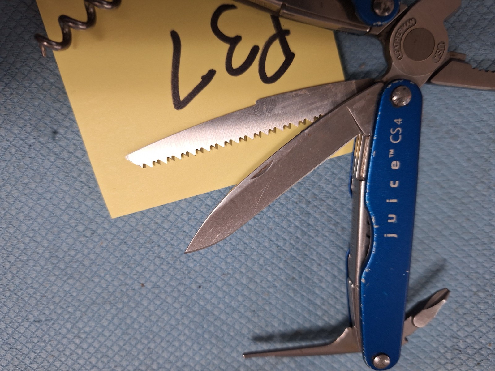 1 Leatherman BLUE CS4 JUICE Multi Tool FISHING LOT P37
