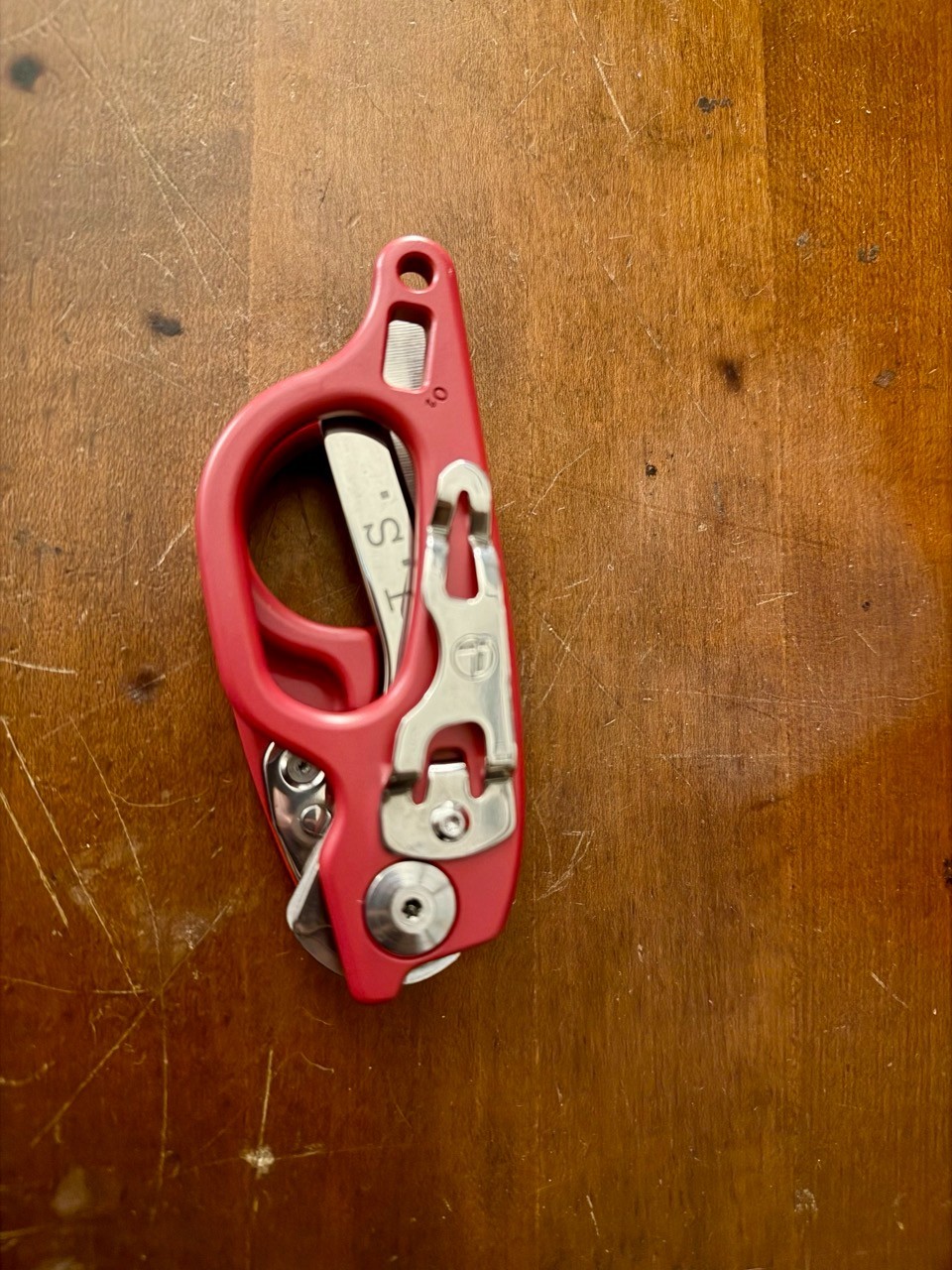 Leatherman Raptor Response Rescue Shears – Red/Crimson – “J.S.” Laser Etched