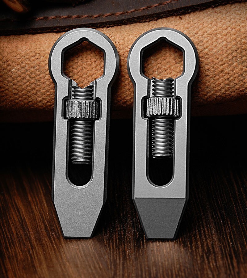 EDC Titanium Alloy Multi Tools Adjustable Wrench Pocket Pry Bar Crowbar Keychain