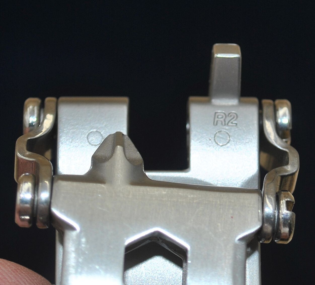 Multifunctional Stainless Steel Outdoor Survive Tool Bracelet
