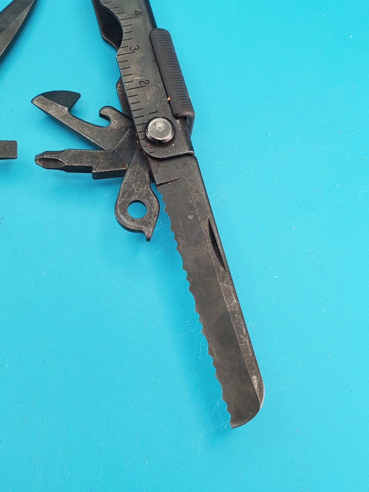 Gerber MP600 Black Oxide Multi-Tool Needle Nose Pliers!