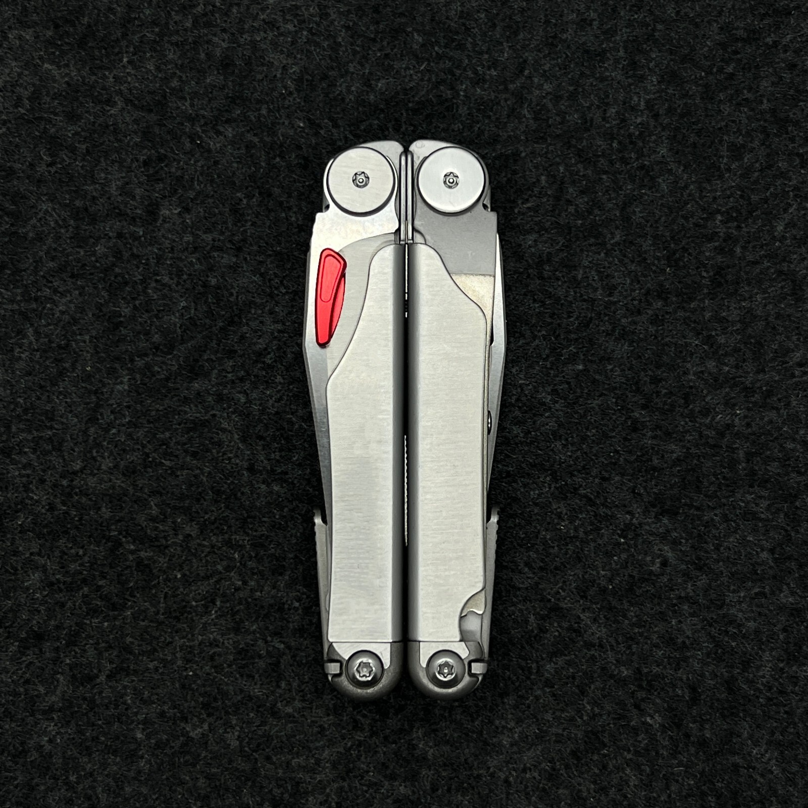 Aluminum Alloy Thumb Grip Easy open push button For Leatherman Wave Accessories