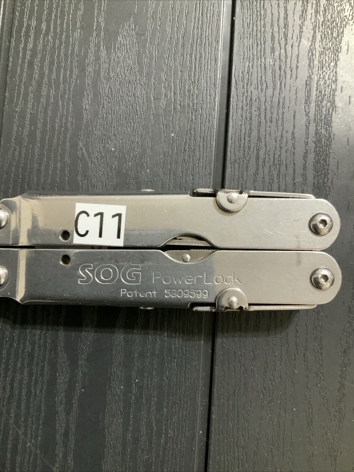 SOG PowerLock Multi tool Black – C11