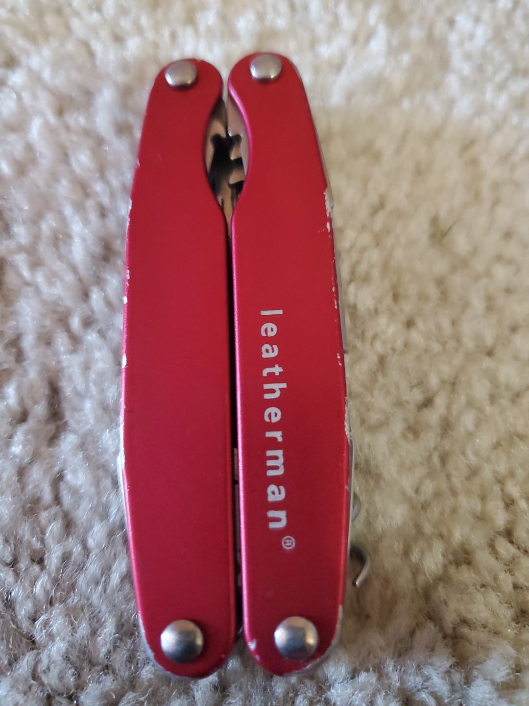 Leatherman Juice C2 Red multi-tool Collectible USA