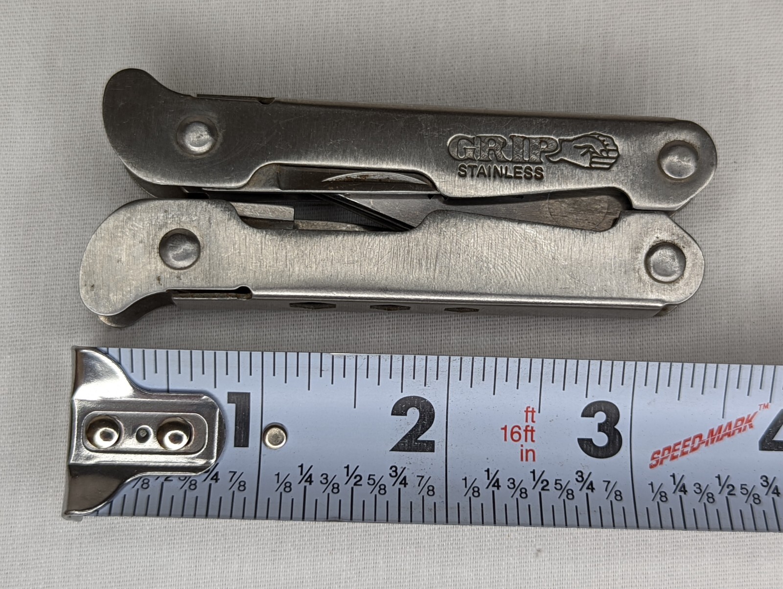 Grip Stainless Multi Tool Pliers, Knife, Bottle Opener, Philips Screwdriver