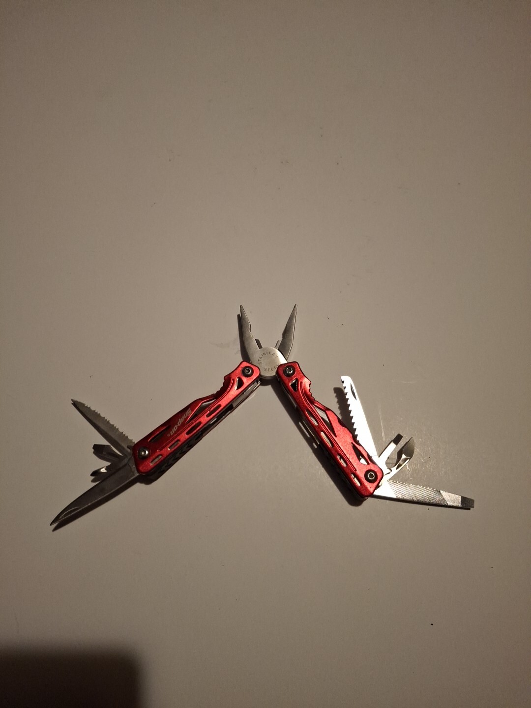 Snap-On Multi-Tool Red 14 in 1 Tool Knife Pliers Drivers Camping Hiking EDC