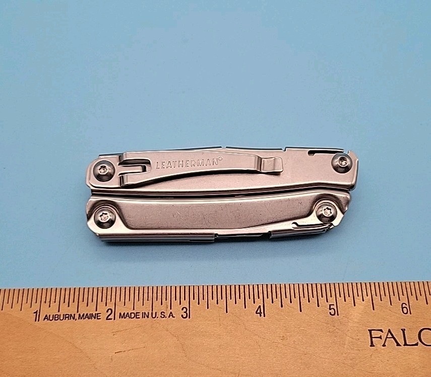 Leatherman Rev Multi-Tool – Pliers, Knife, Screwdrivers, Can Opener, File