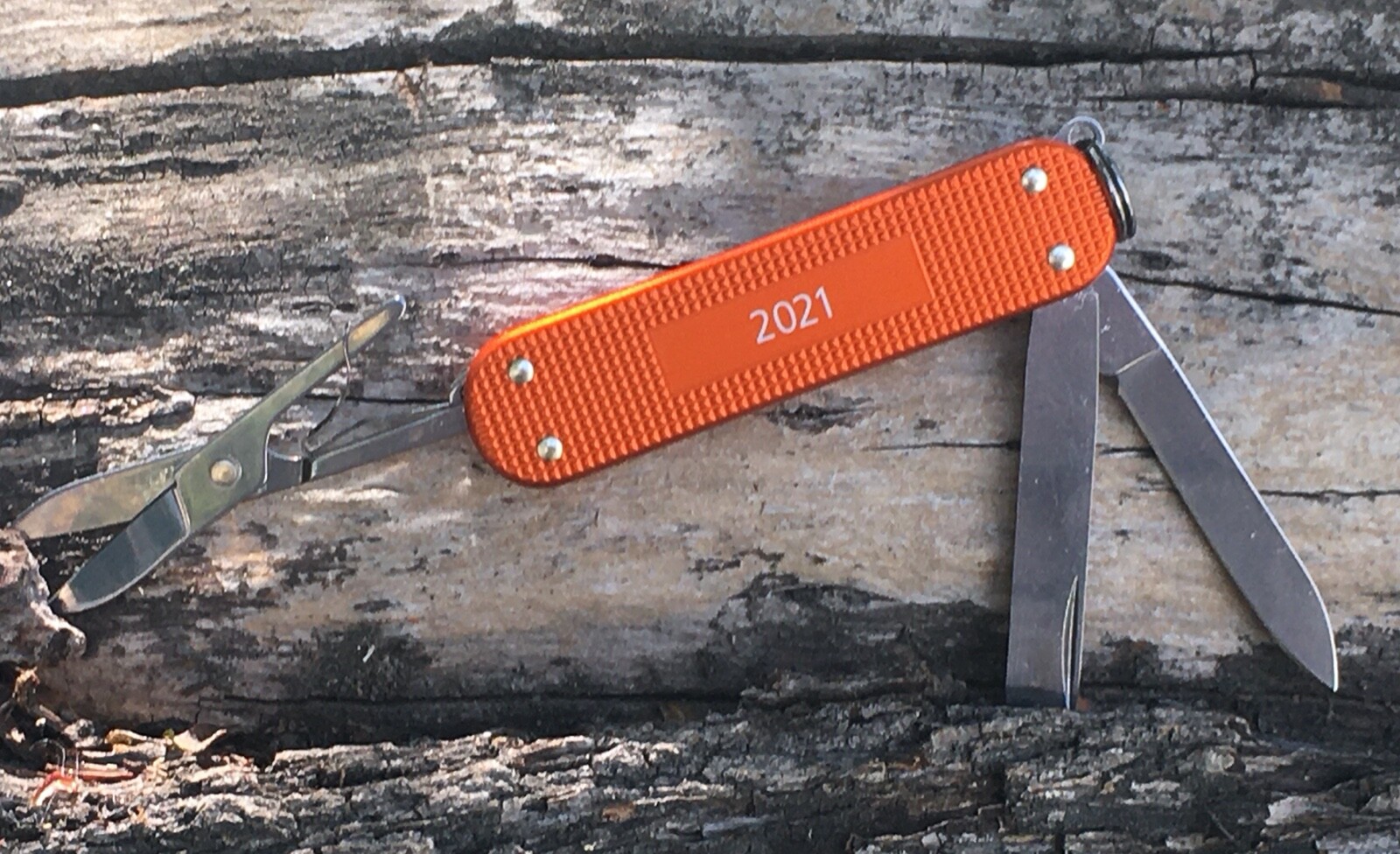 Swiss Army Knife, L.E. Classic Orange Alox Victorinox, 0.6221.L21, New In Box