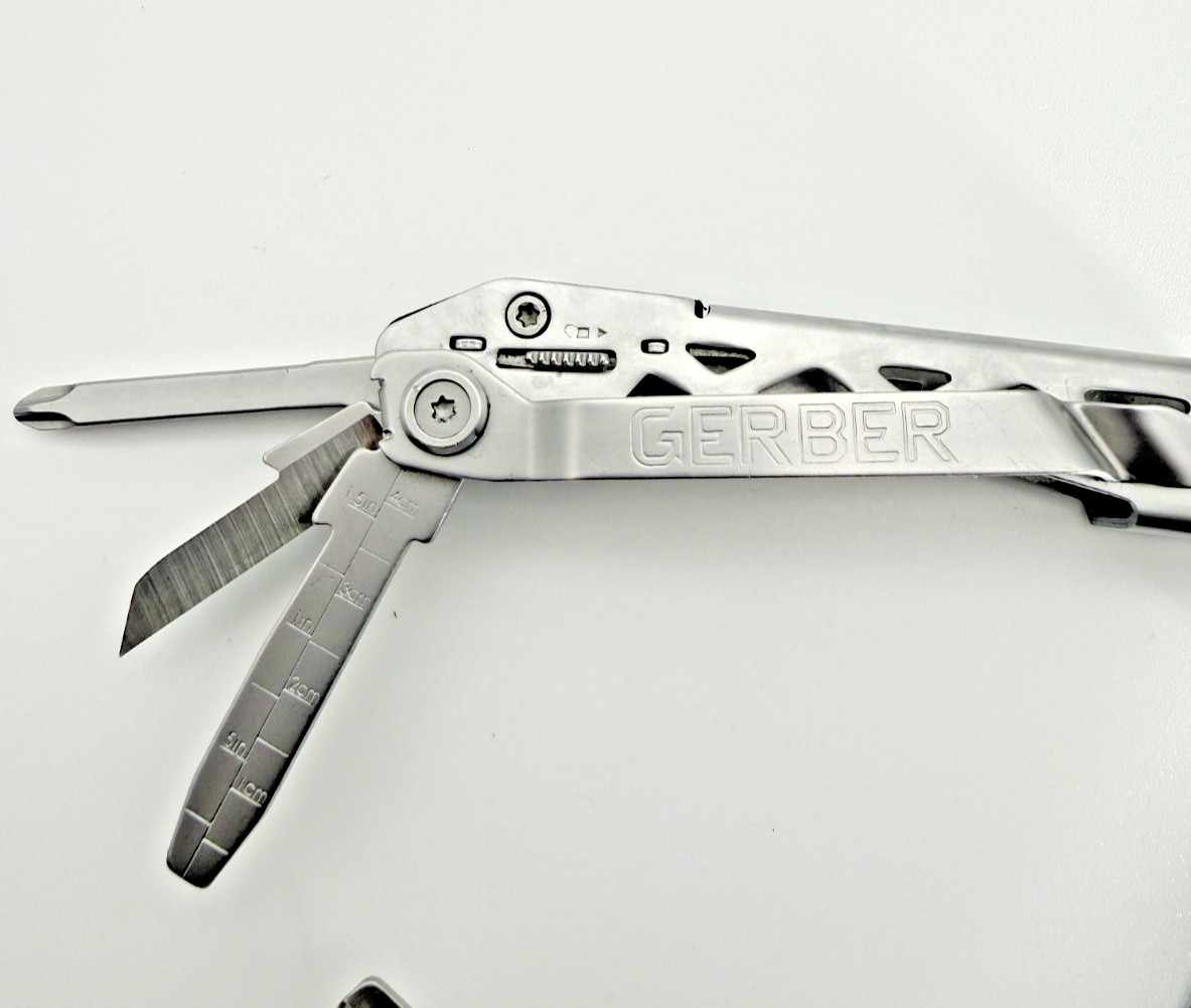 Gerber Suspension NXT Multi Tool Pliers Knife Screwdriver EDC Stainless