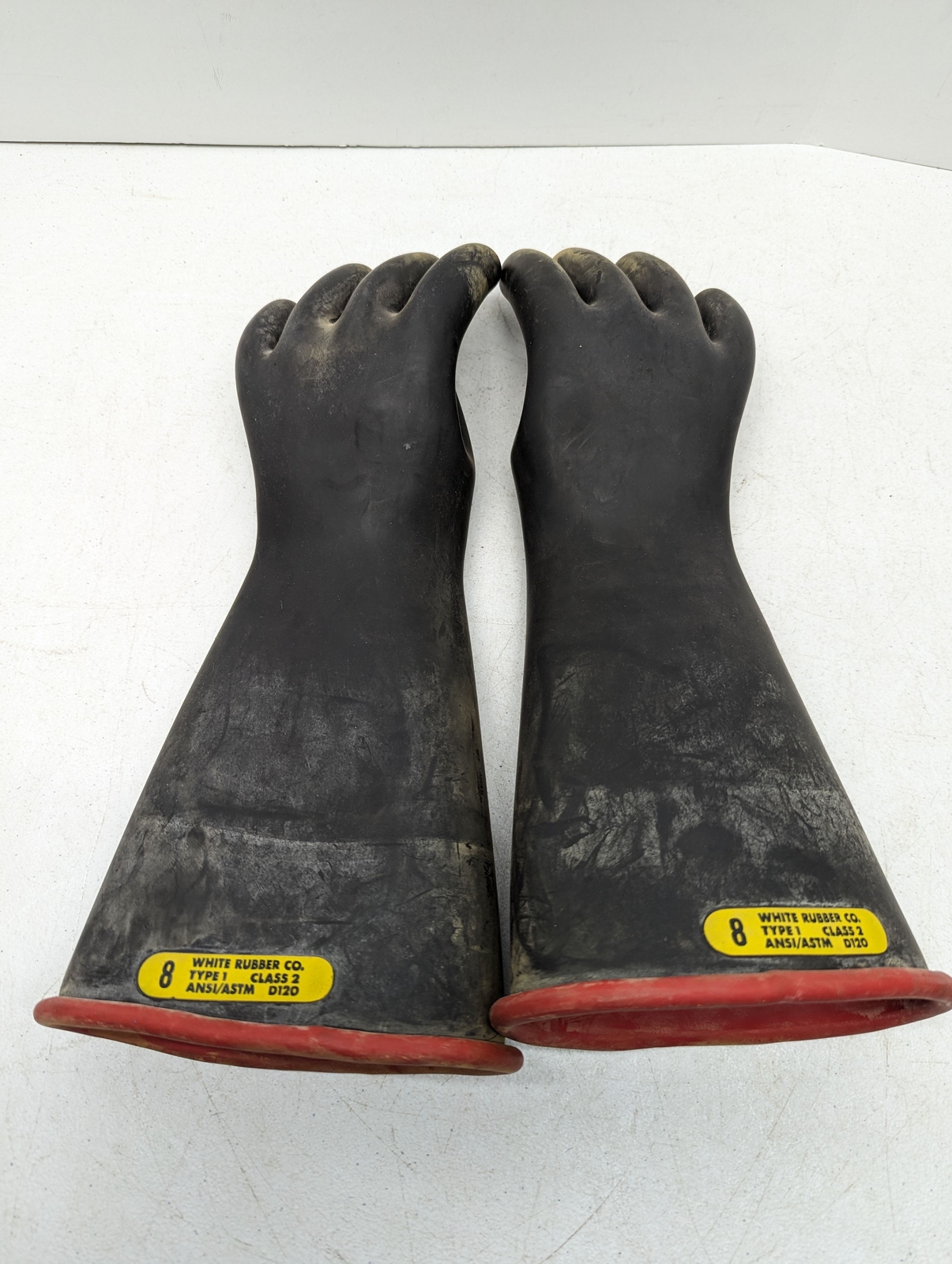 TRI-CHEM Insulated Tool Kits Tool Pliers Screwdrivers Rubber Gloves OB405-1