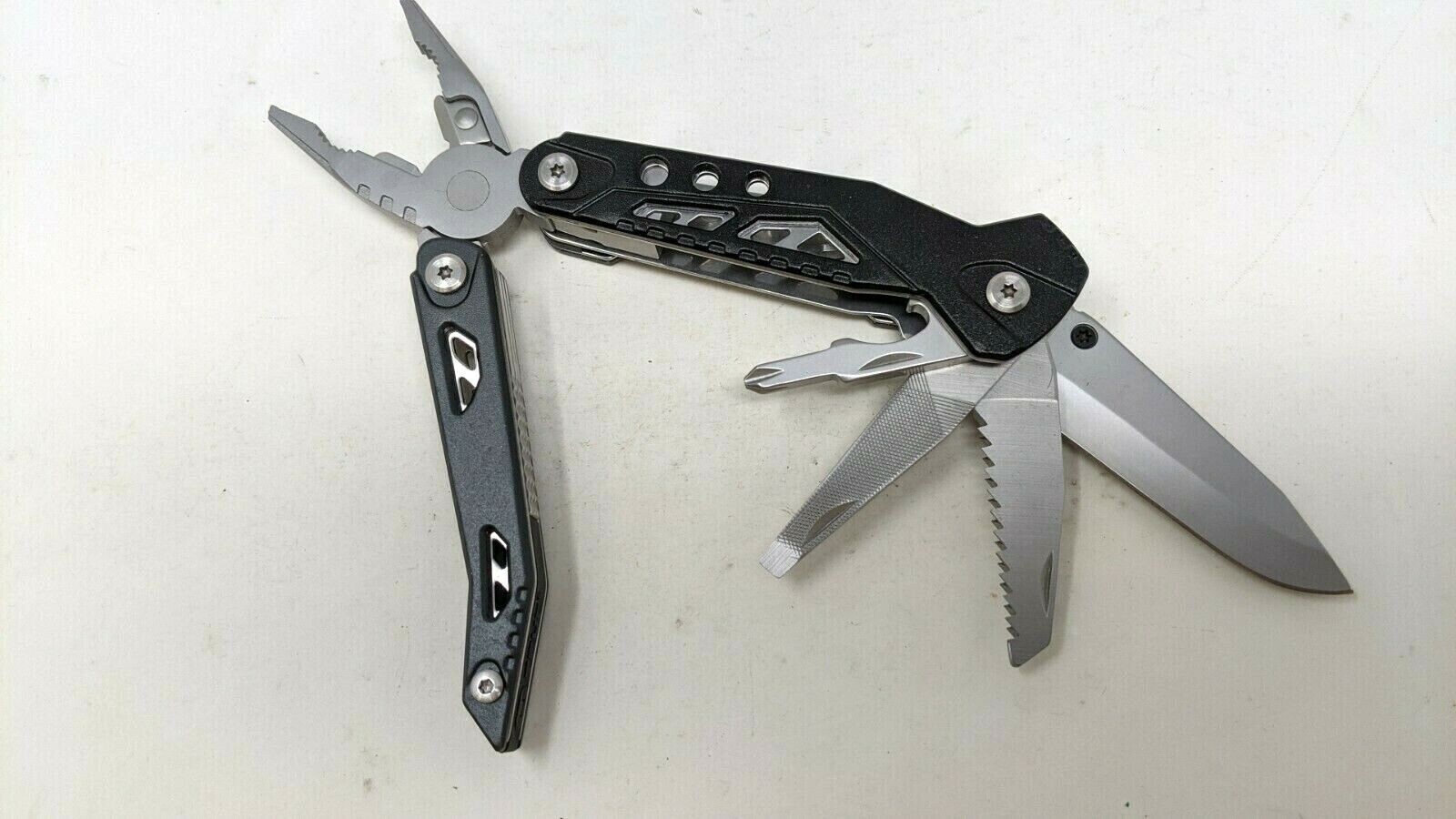 True Utility Handyone, 18 in 1 Multitool, Stainless Steel TU181