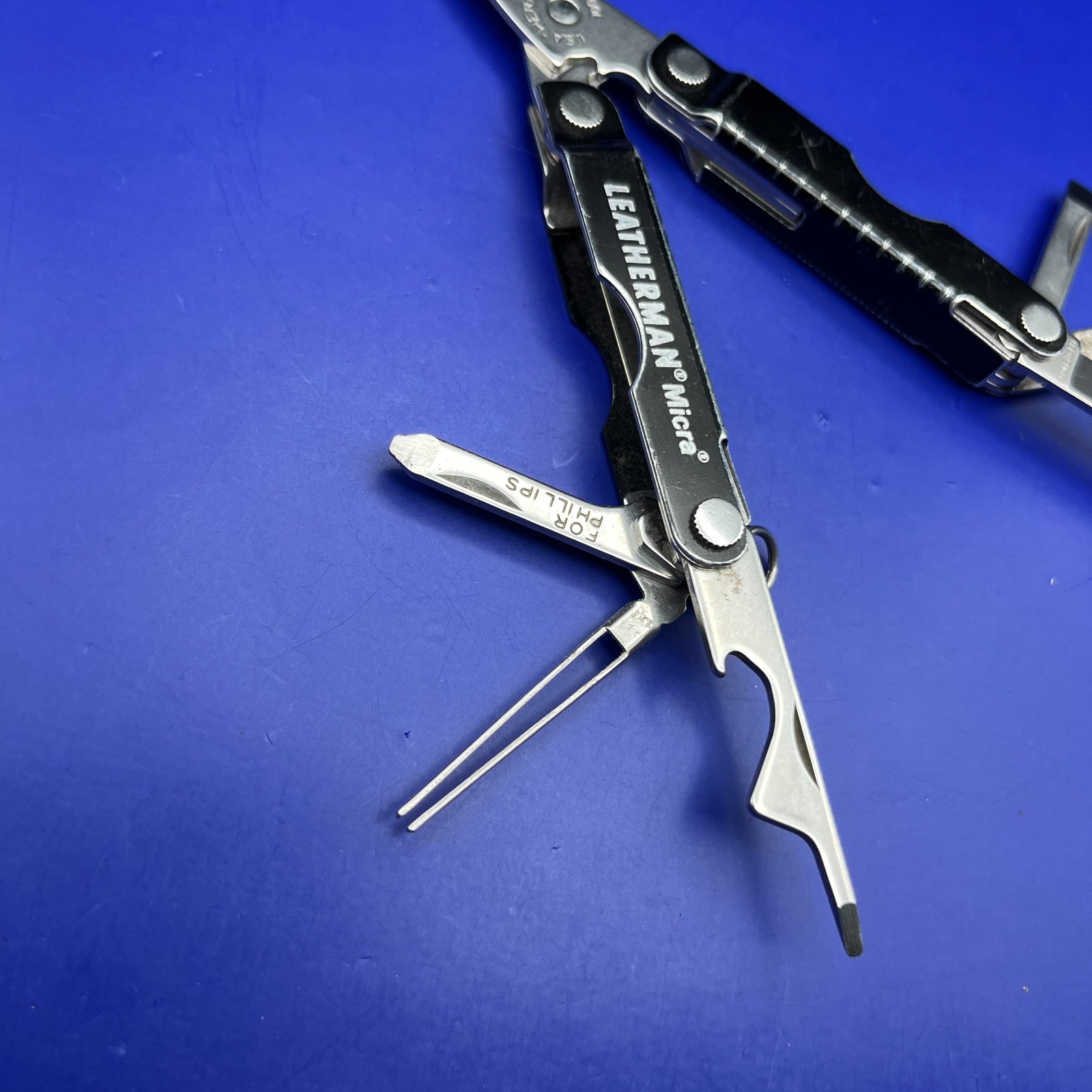 Leatherman Micra Multi-Tool Knife, Scissors- Black