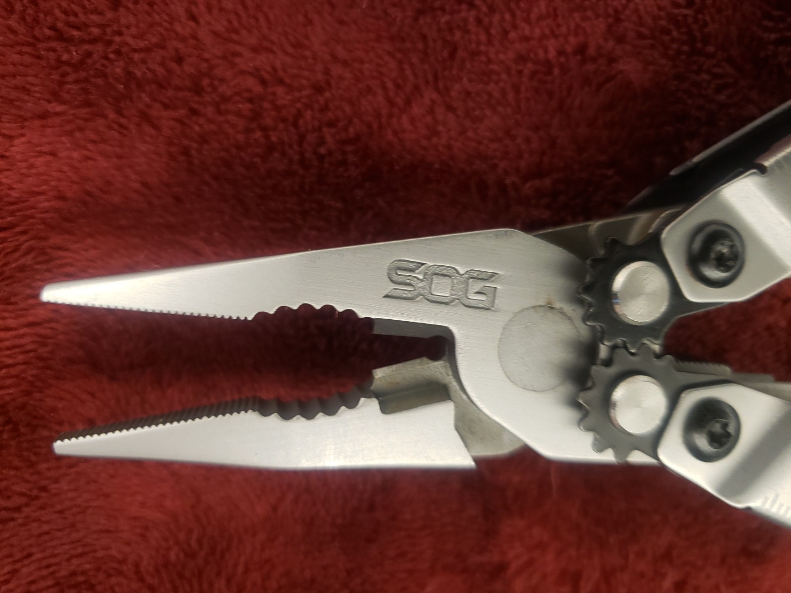 Retired SOG PowerPlay Knife Pliers Multi Tool