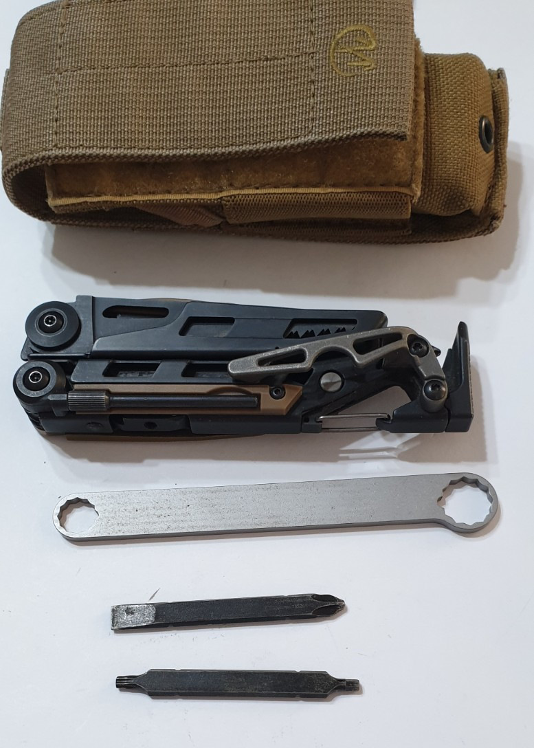 🔥 Leatherman MUT 2011 Multi Tool Military With Wrench Retired Collectable Rare