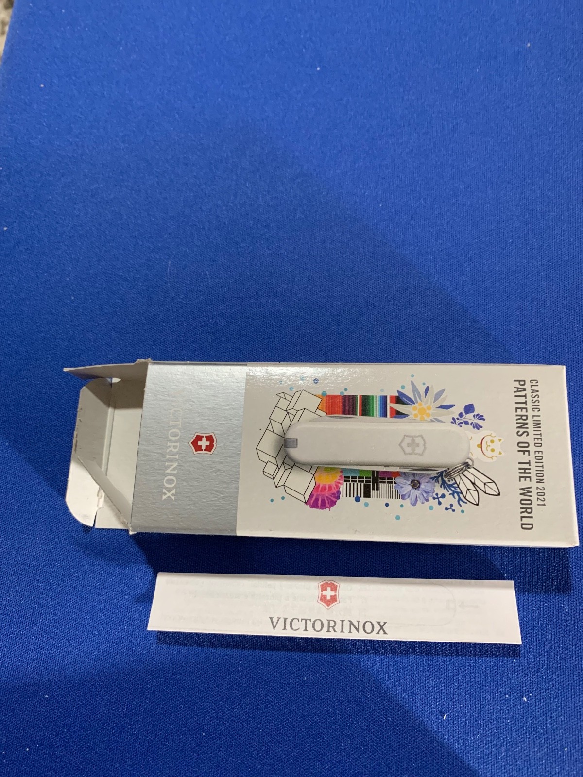 Victorinox – Tie Dye Classic SD – Swiss Army ***ORIGINAL BOX***