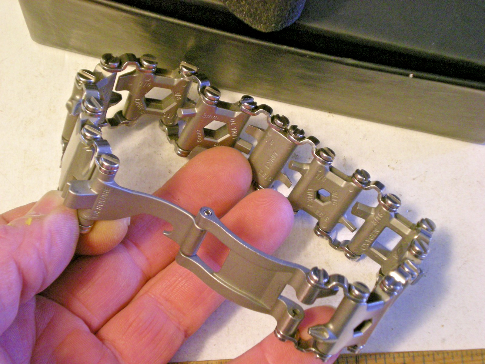 Leatherman Tread Stainless 831998 With Box, Instructions Authentic