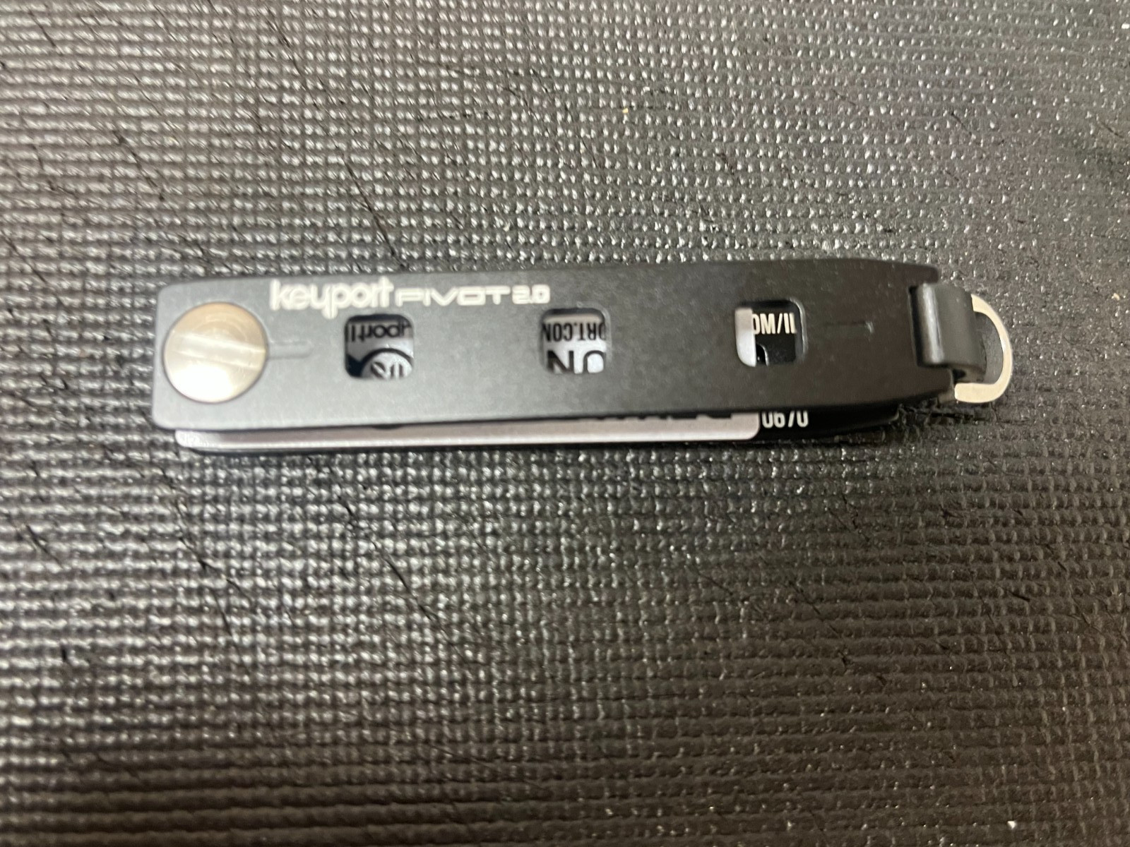 Keyport Pivot 2.0 Aluminum Premium Key Case for Men Black New