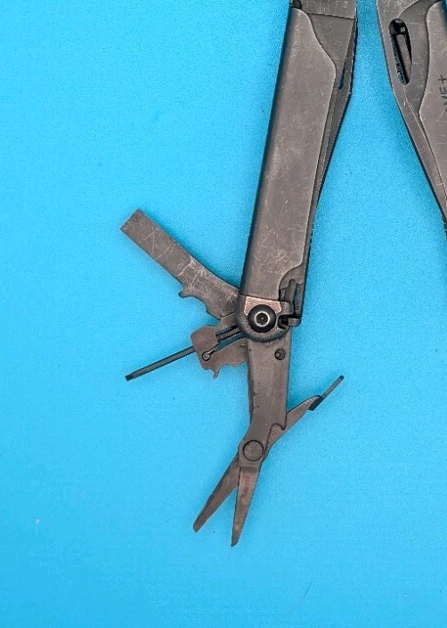Leatherman Wave Plus + Multi-Tool! FAST SHIPPING! BLACK OXIDE! WITH SHEATH!