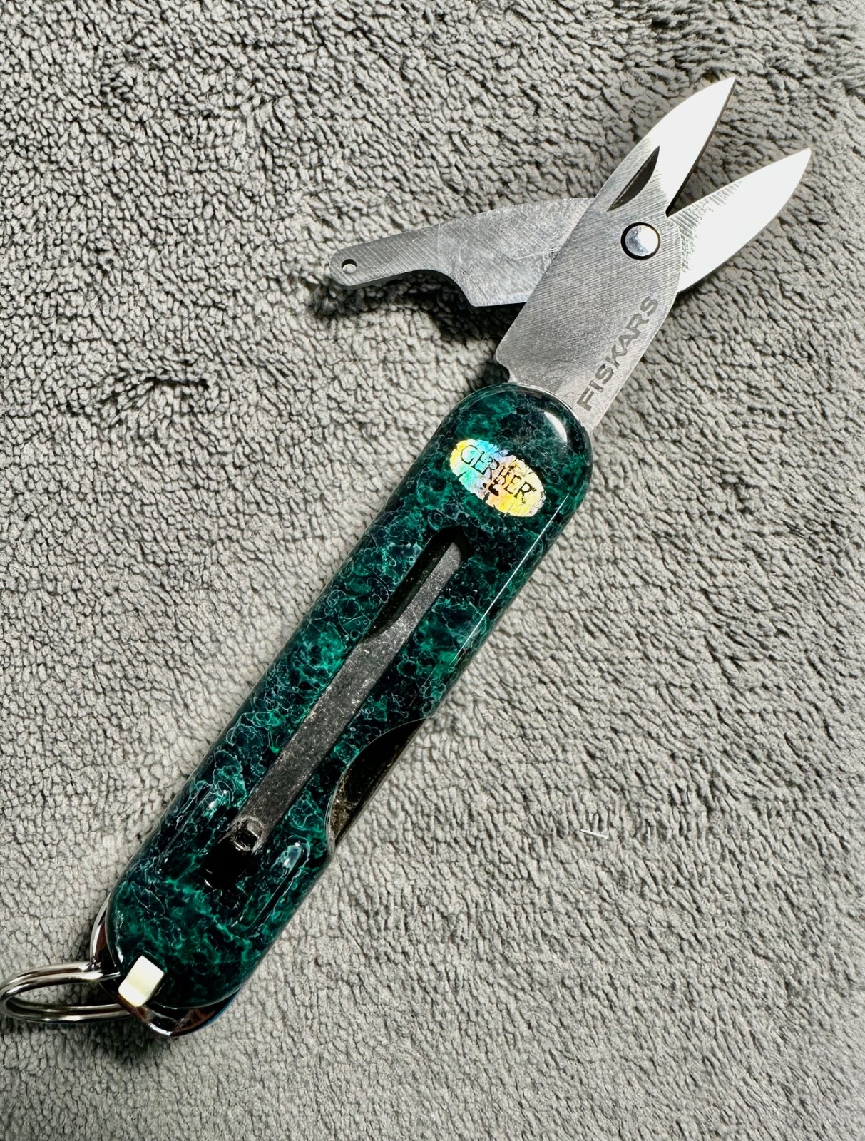 Gerber Fiskars Folding Multi-Tool Knife Keychain