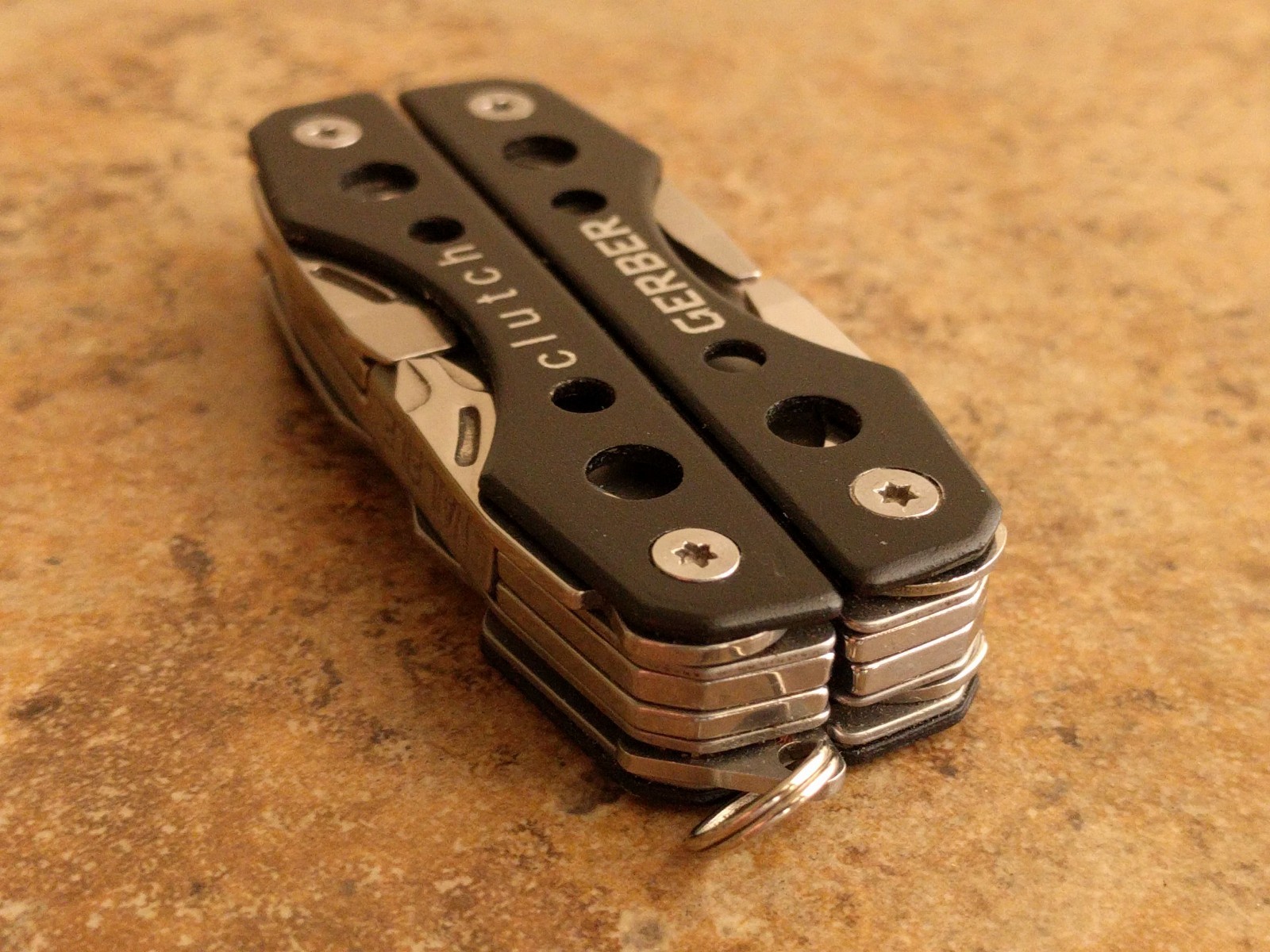 Gerber Clutch Mini Multi Tool Pliers Black