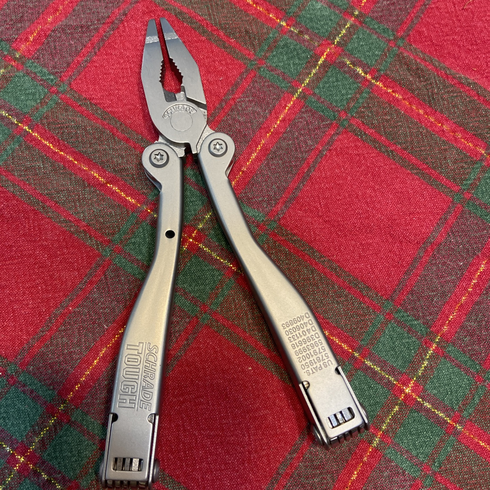 Schrade Tough Tool USA Multi-tool w/SHEATH