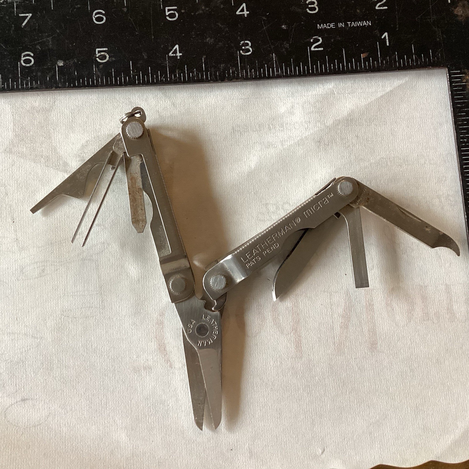 Pocket Wonder Tool LEATHERMAN MICRA Hand Held MULTI Function USA Made Chrome
