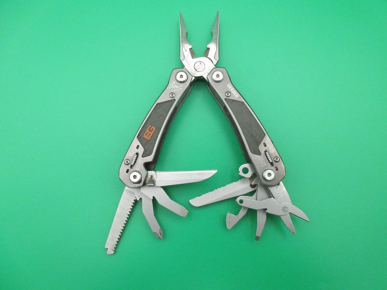 Gerber Bear Grylls Ultimate Multi Tool Folding Knife Scissors #17