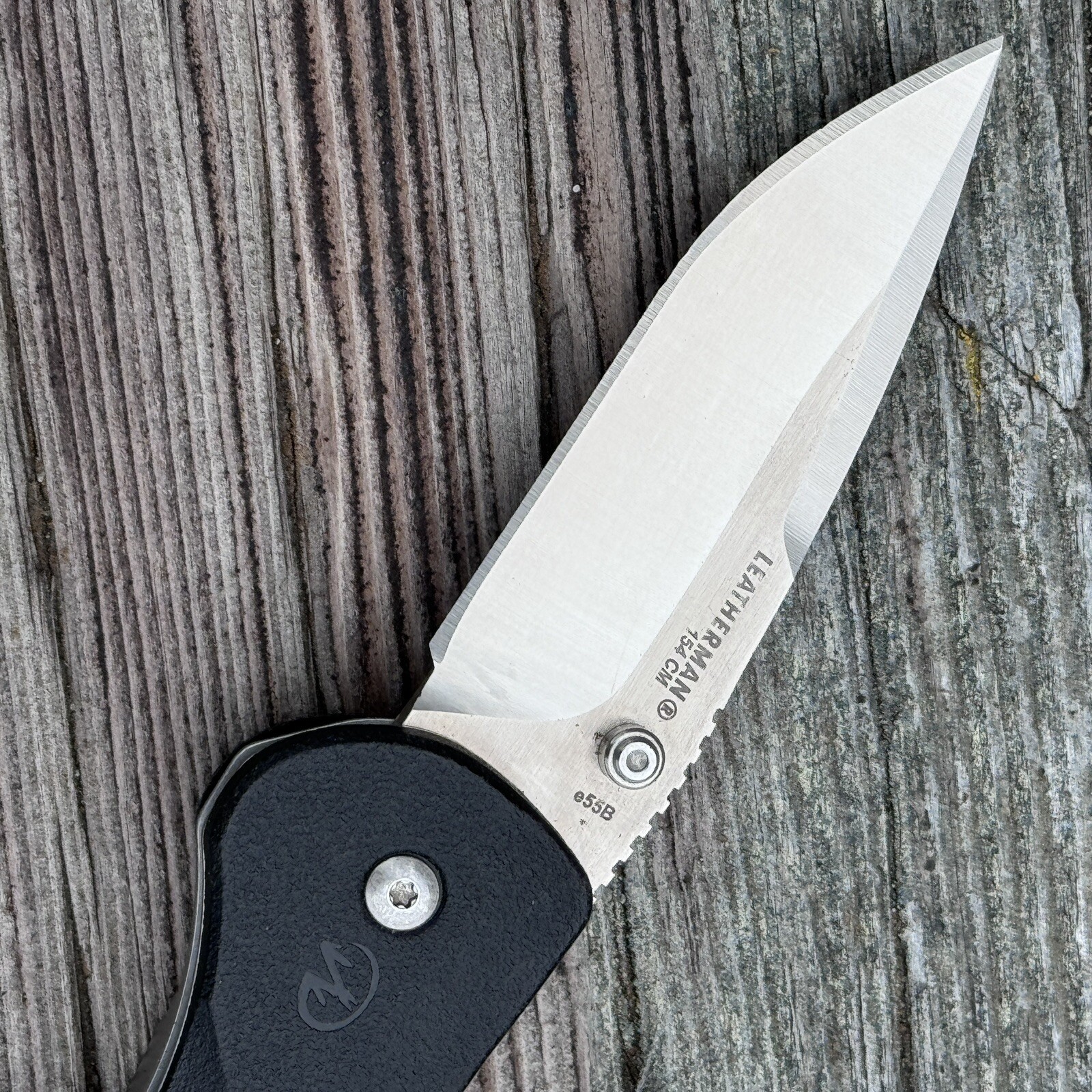Leatherman E55B multitool (Expanse Series). Premium 154CM Stainless steel