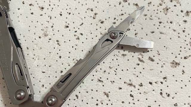 Leatherman Sidekick Stainless Steel Silver Multi Tool Folding Knife, Saw, Pliers
