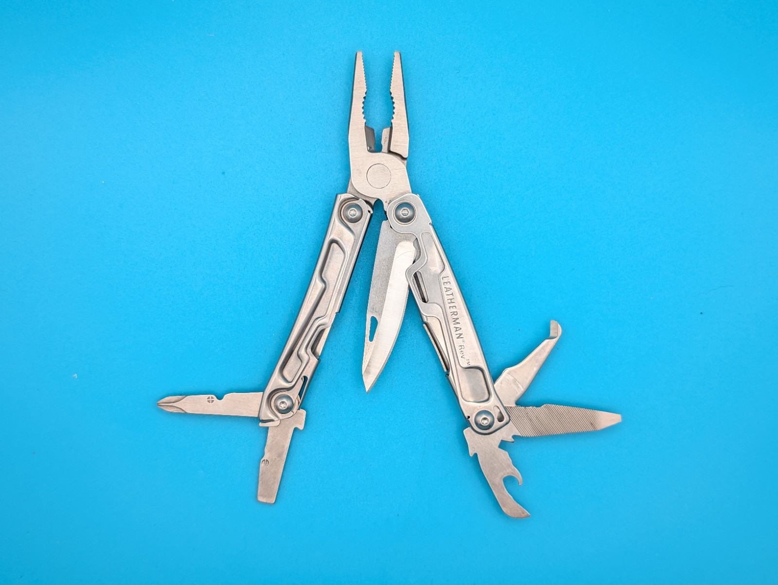 Leatherman Rev 3.8″ Multi-Tool, Stainless!