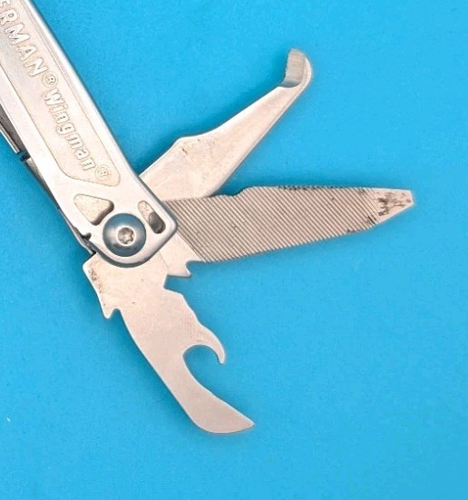 LEATHERMAN WINGMAN MULTI-TOOL! FAST SHIPPING! WITH SHEATH!