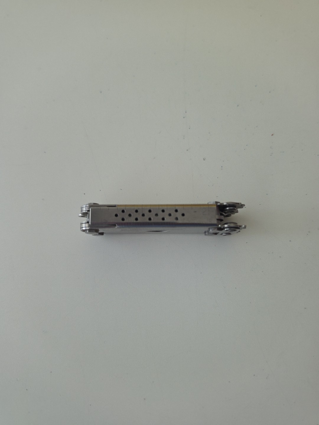 SOG Crosscut Stainless Steel Multi-Tool. 8 Tools Total