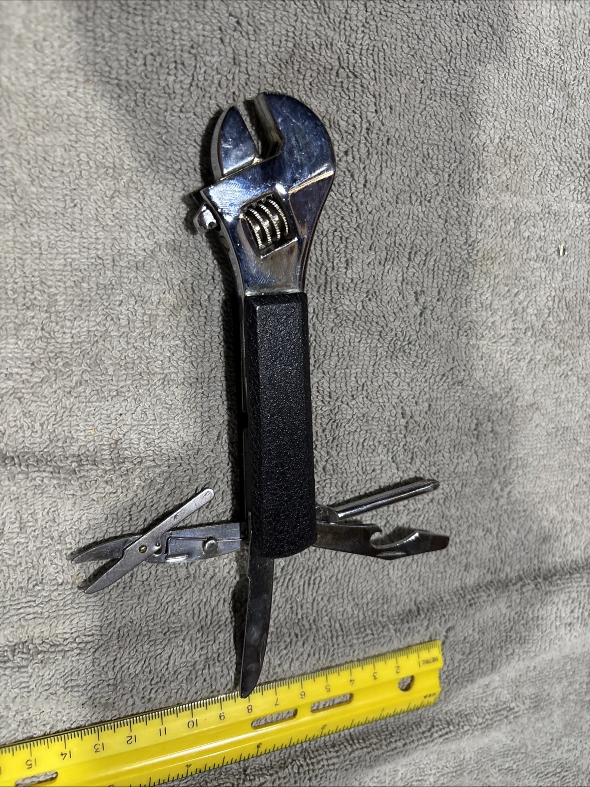 Adjustable Wrench Pliers Knife Jaw Screwdriver Foldable Survival Tool Set