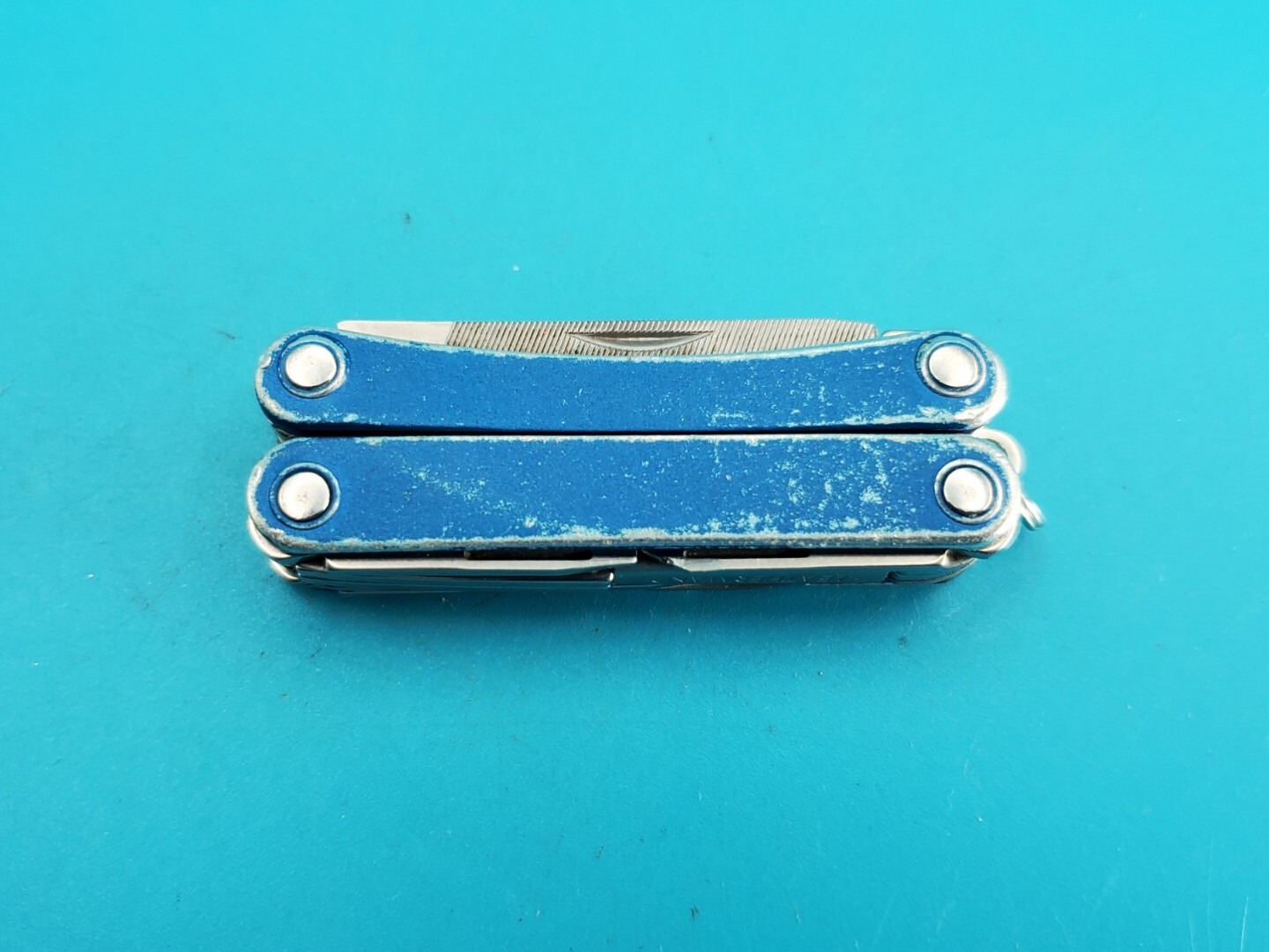 Leatherman SQUIRT PS4 Multi-Tool With Pliers Scissors Knife BLUE!