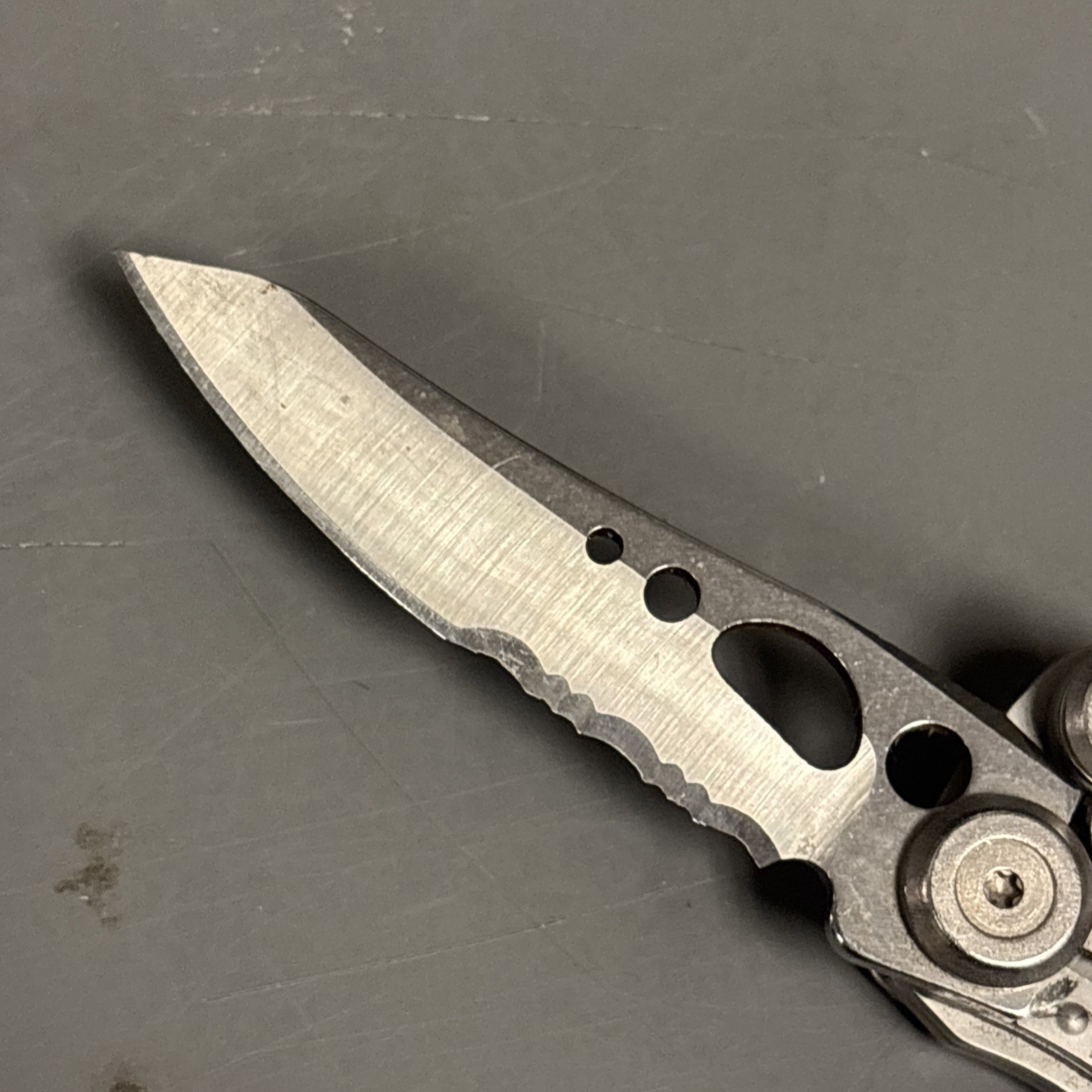 Leatherman Skeletool Multi-Tool