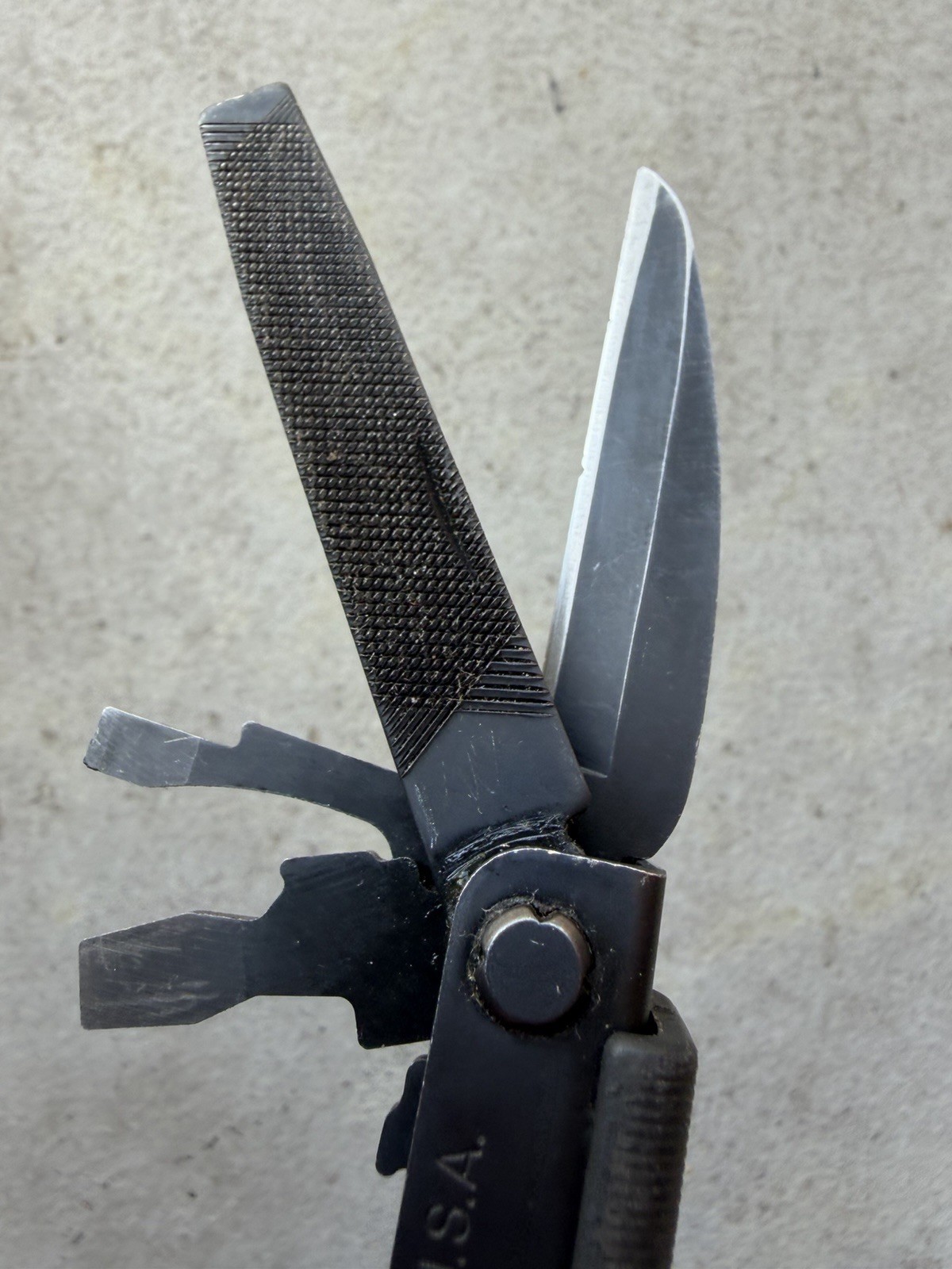 GERBER MP600 USA BLACK OXIDE MULTI TOOL, KNIFE, PLIER, W/SHEATH, VERY GOOD OA!