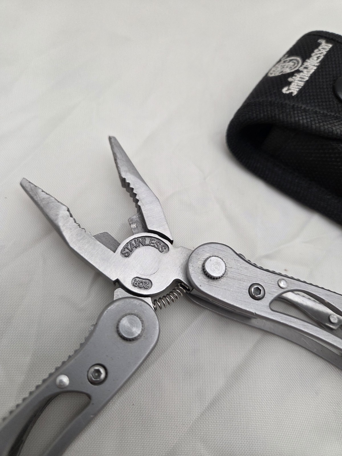 Stainless Seel Leatherman type Multi Tool with Carry Case