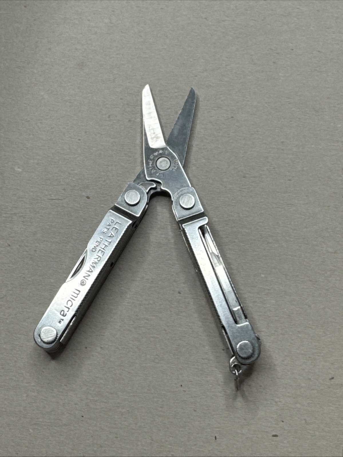 Leatherman Micra Multi-Tool, Knife, Scissors, Stainless With Leather Case RARE