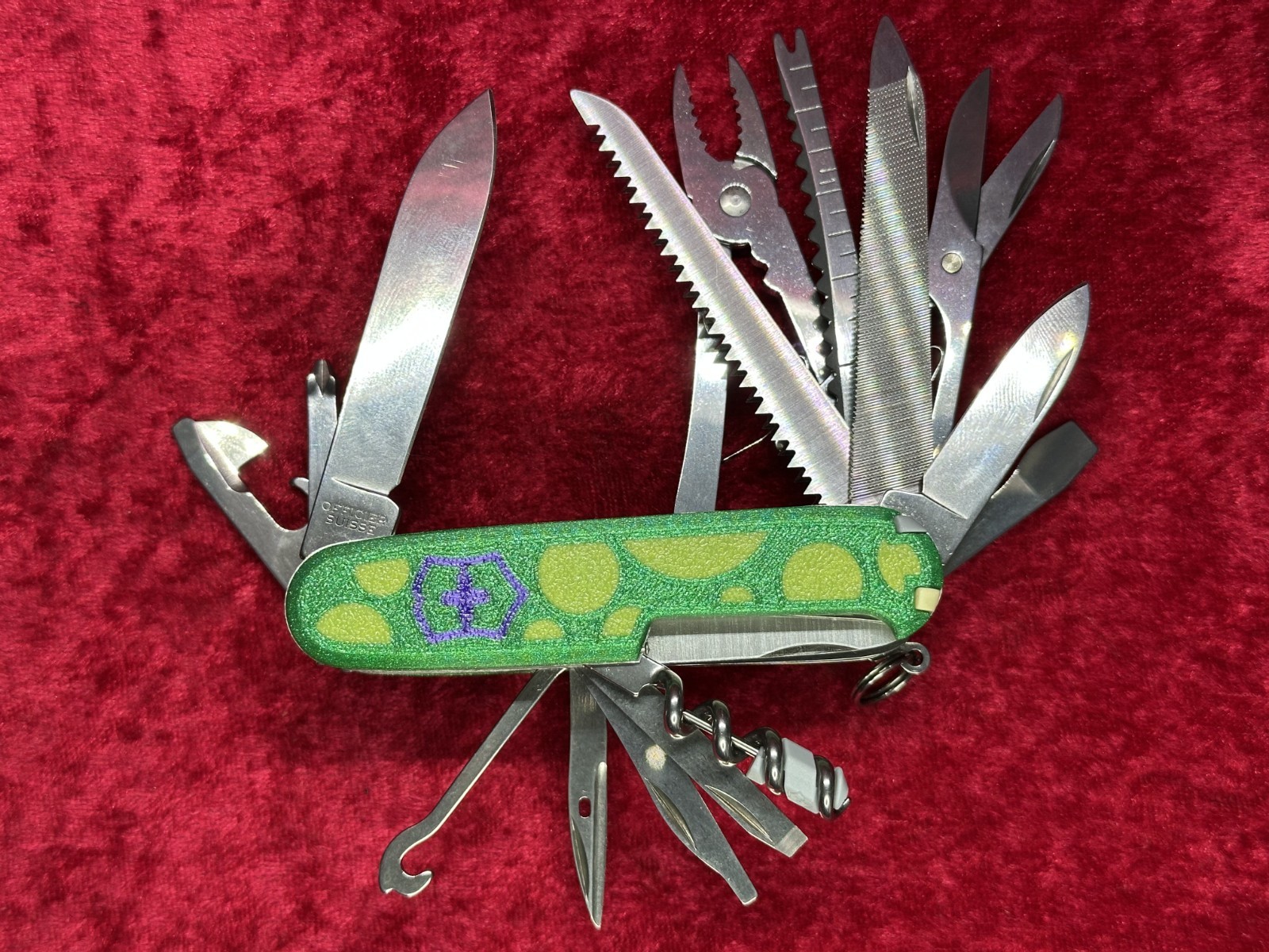 Victorinox SwissChamp Custom Green w/Yellow Dots Scales Swiss Army Knife (692)