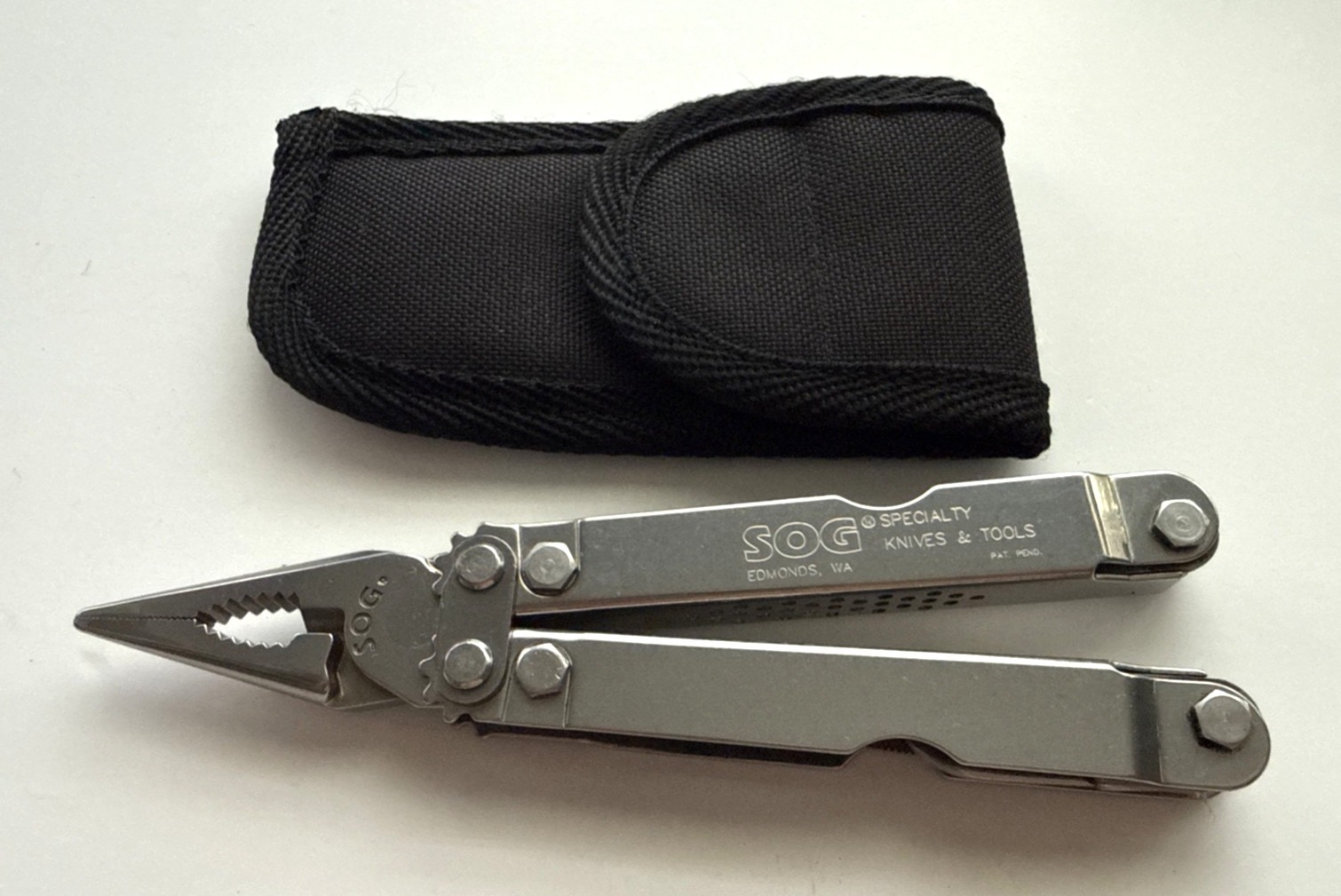 SOG PowerPlier Multi-Tool Nylon Sheath USA