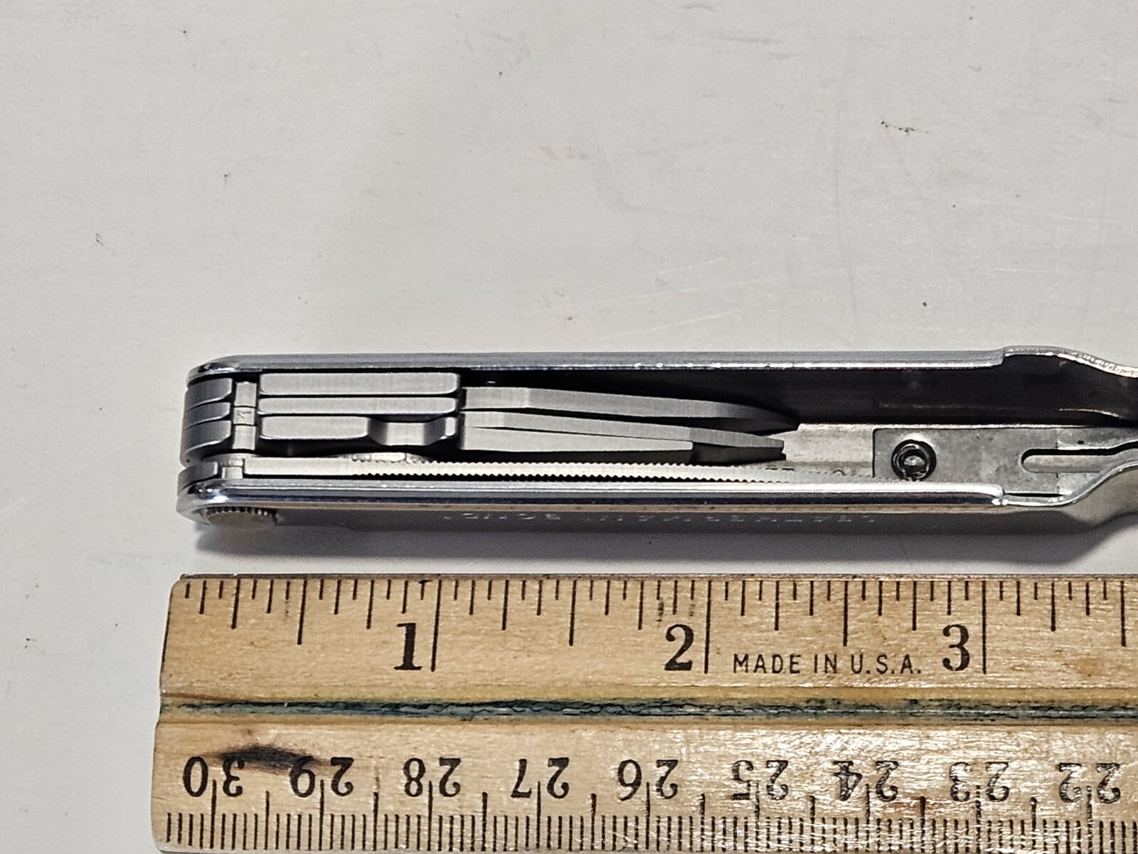 Leatherman Bond Stainless Steel Multi Tool Brand New