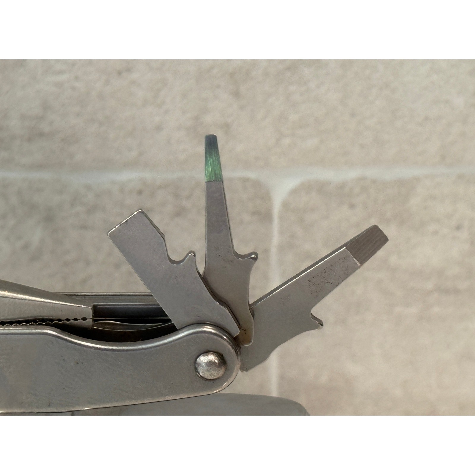 Leatherman Juice S2 Multi-Tool Gray Gen 2 Stainless Steel Pocket Knife Tool