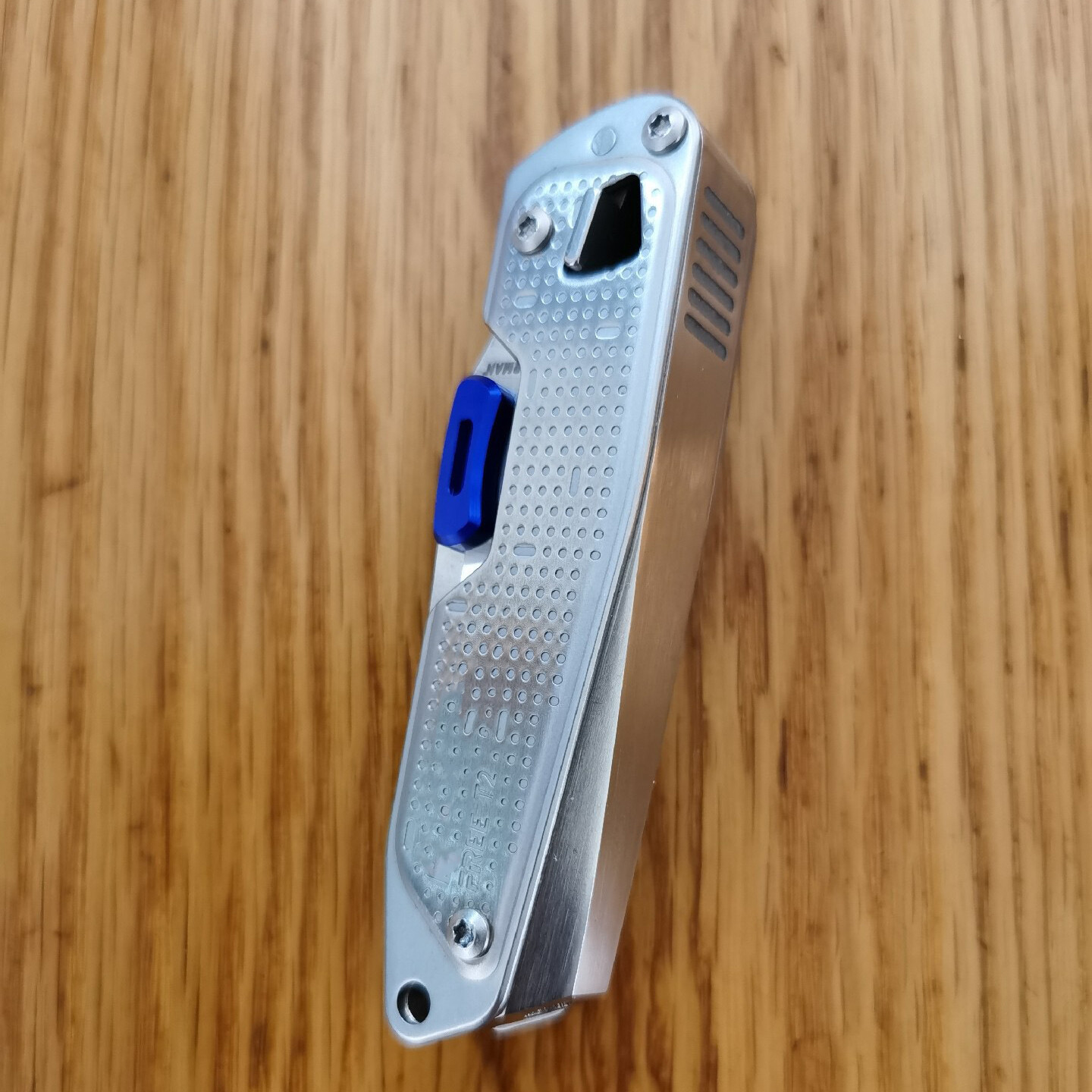 Aluminum Alloy Thumb Grip Easy open push button For Leatherman T2 T4 DIY