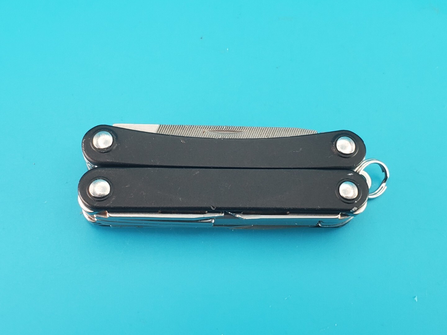 Leatherman SQUIRT PS4 Multi-Tool! BLACK! *broken scissors spring*
