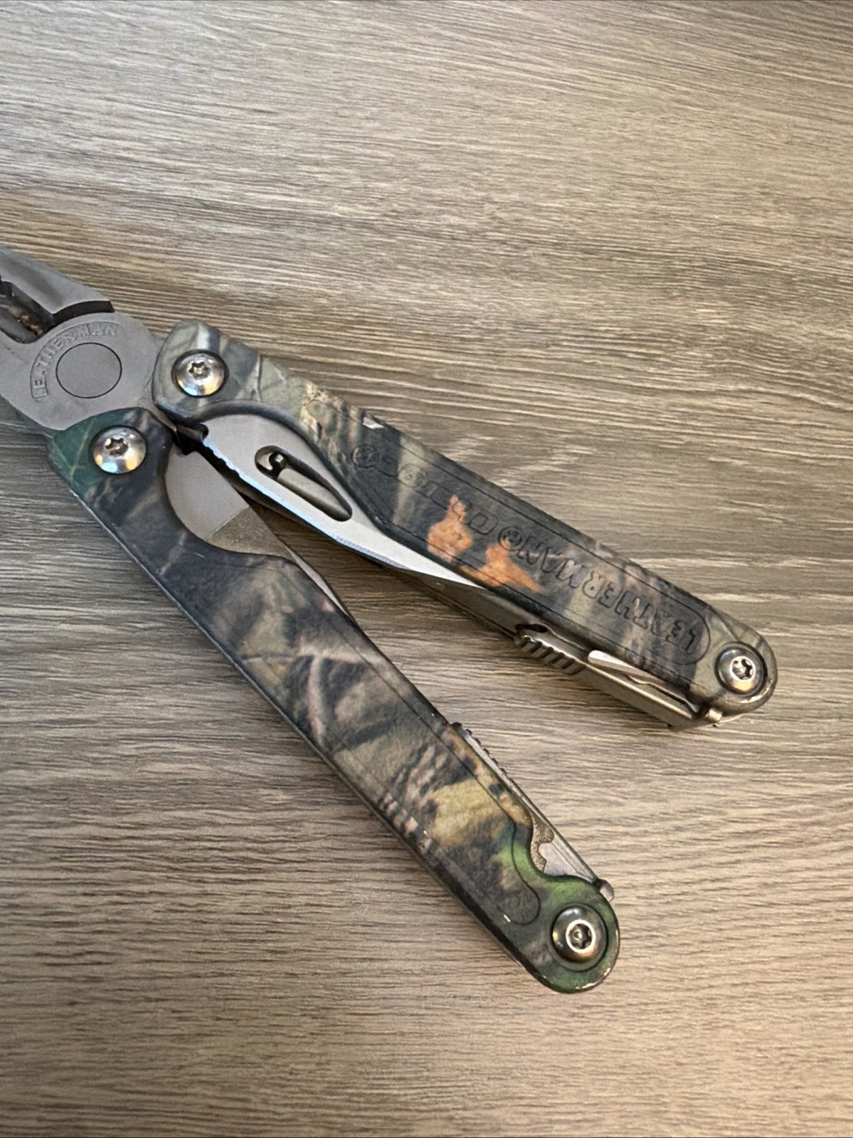 Leatherman Multitool Charge Ti Camo Realtree Camouflage