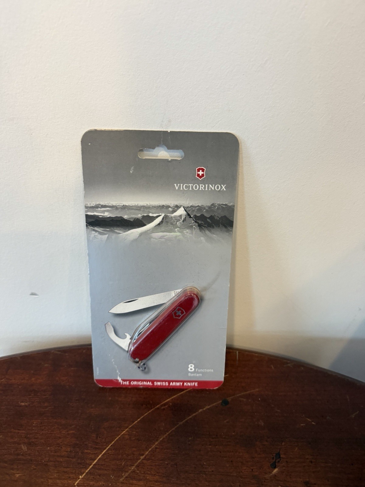Victorinox 8-function Swiss Army Knife Classic Red
